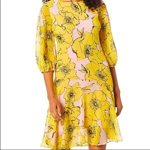 Taylor Dress Yellow Daffodil Print Size 6 NWT